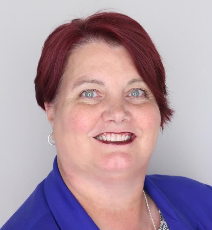 A photo of Melissa Casey.